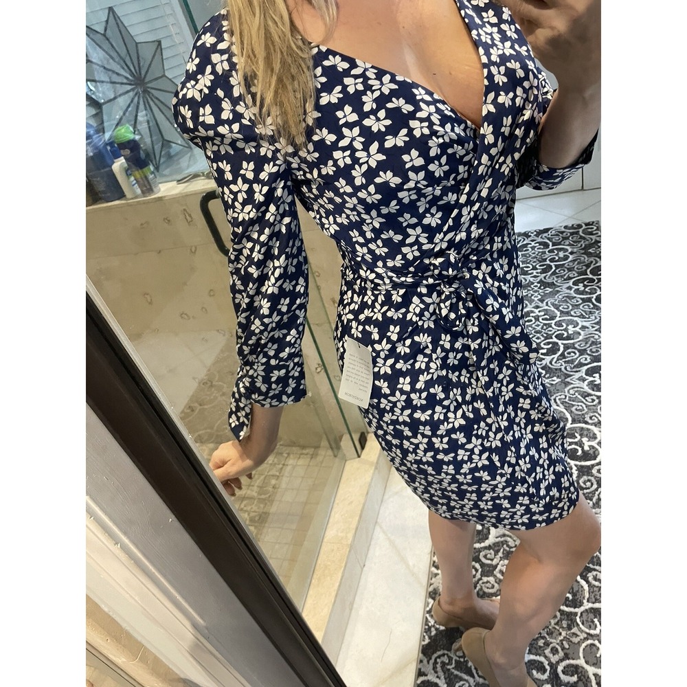 Chelsea28 Womens Blue White Floral V Neck Tie Waist Fit Flare Dress Size 4 NEW
